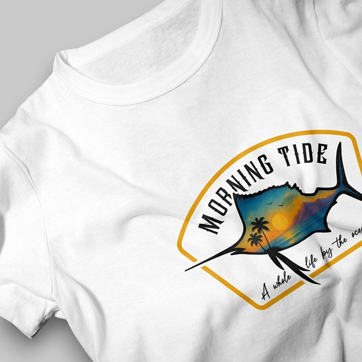 camiseta blanca de algodón con diseño de playa, pez y el océano