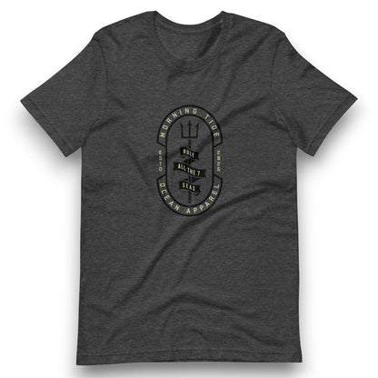 camiseta gris oscuro de algodón con diseño tridente, el océano y el mar