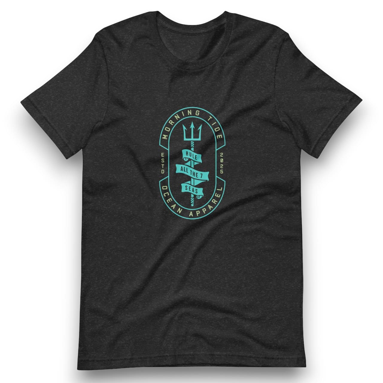 camiseta negra de algodón con diseño tridente, el océano y el mar