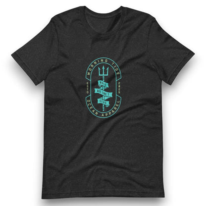 camiseta negra de algodón con diseño tridente, el océano y el mar