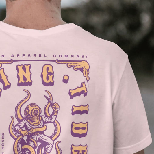 camiseta rosa de algodón con diseño de buzo, pulpo y sirena