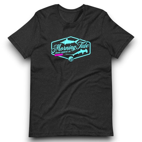 camiseta negra de algodón y poliéster con diseño de tiburones